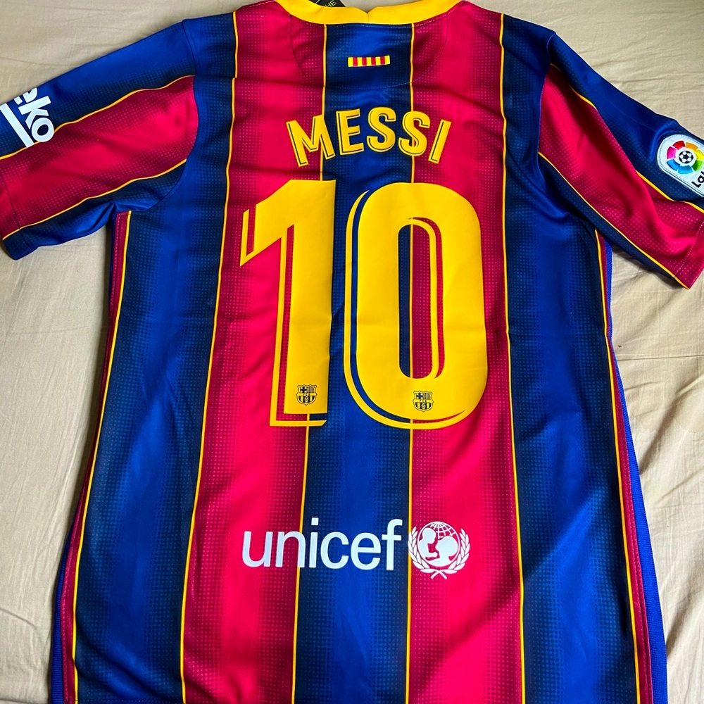 20/21 Nike Barcelona Home Jersey w/ MESSI #10